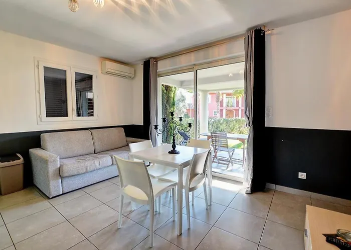 Marea Prázdninový areál Santa-Lucia-di-Moriani